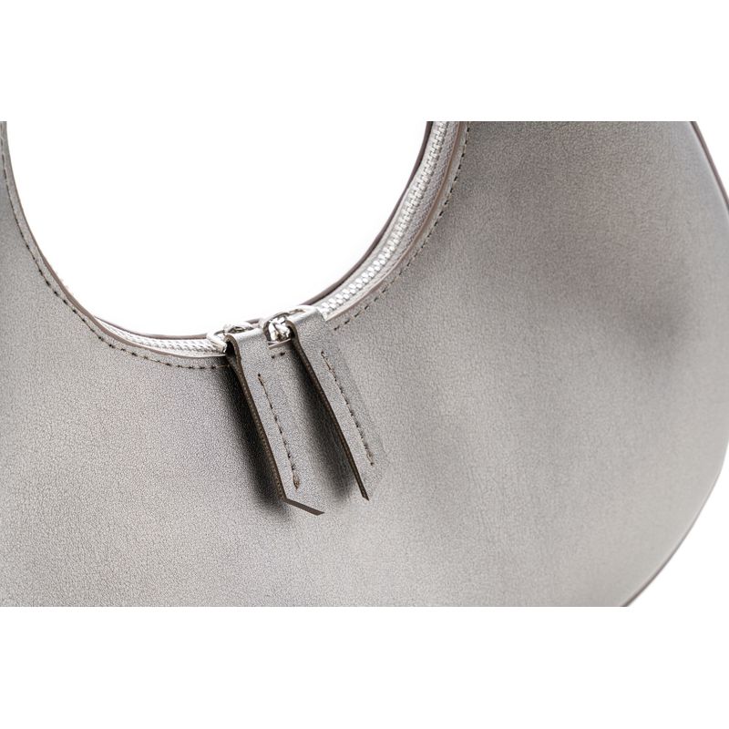 Fashion, accesorii si bijuterii - Femei - Accesorii femei - Genti si rucsacuri femei - Geantă de umăr Lucky Bees, piele, 8 x 32 x 26 cm, argintiu, 946VNC1105 - Infinity.ro
