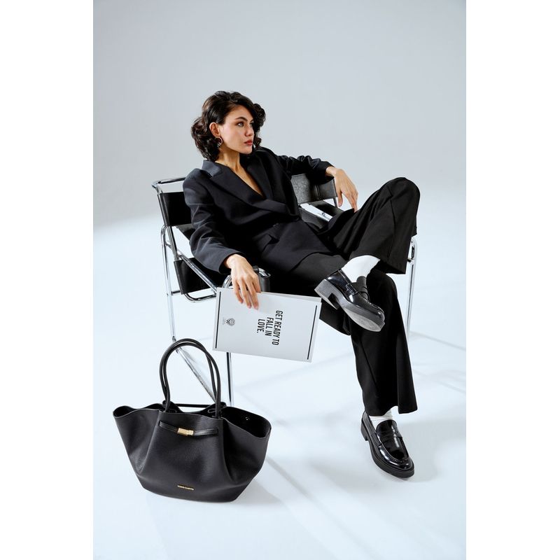 Fashion, accesorii si bijuterii - Femei - Accesorii femei - Genti si rucsacuri femei - Tote bag Lucky Bees, piele, 13 x 52 x 27 cm, negru, 946VNC1284 - Infinity.ro