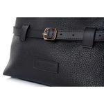 Fashion, accesorii si bijuterii - Femei - Accesorii femei - Genti si rucsacuri femei - Geantă de umăr Lucky Bees, piele, 14 x 29 x 19 cm, negru, 671LKB2127 - Infinity.ro