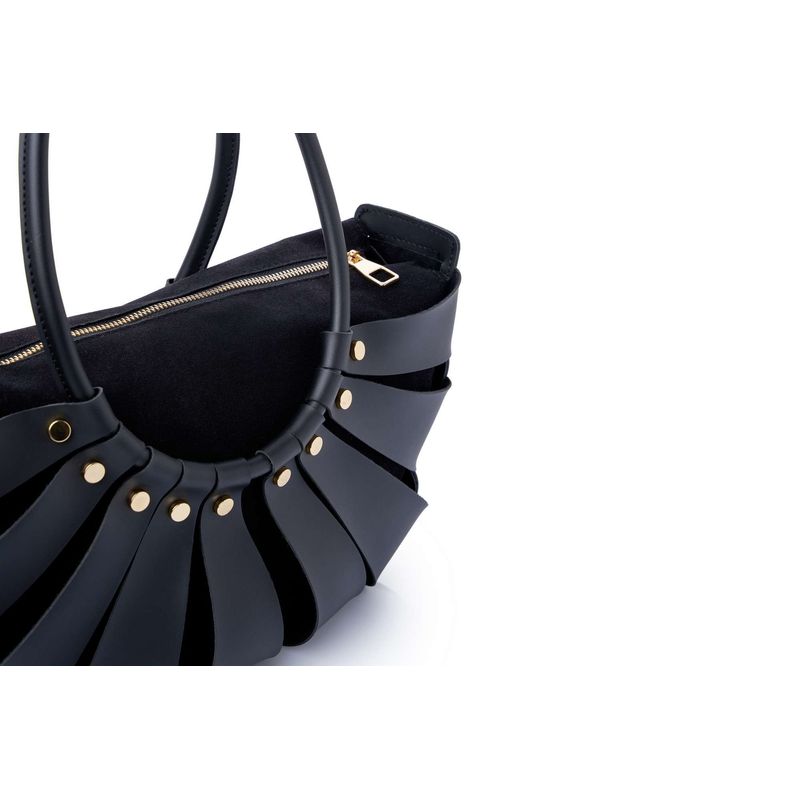 Fashion, accesorii si bijuterii - Femei - Accesorii femei - Genti si rucsacuri femei - Geantă de umăr Lucky Bees, piele, 15 x 35 x 18 cm, negru, 671LKB2134 - Infinity.ro