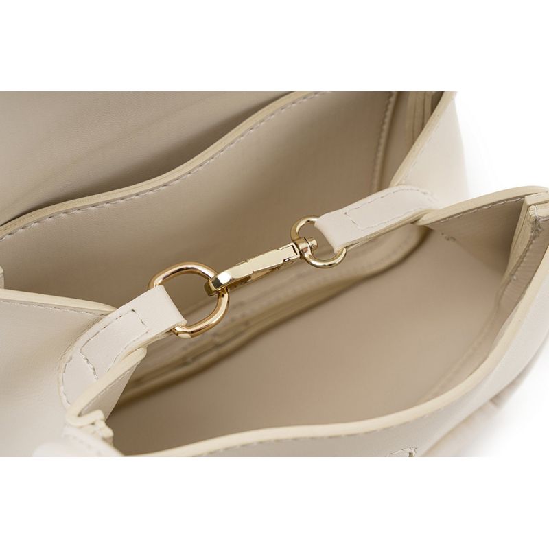 Fashion, accesorii si bijuterii - Femei - Accesorii femei - Genti si rucsacuri femei - Geantă Lucky Bees, piele, 9 x 19 x 15 cm, crem, 946VNC1122 - Infinity.ro