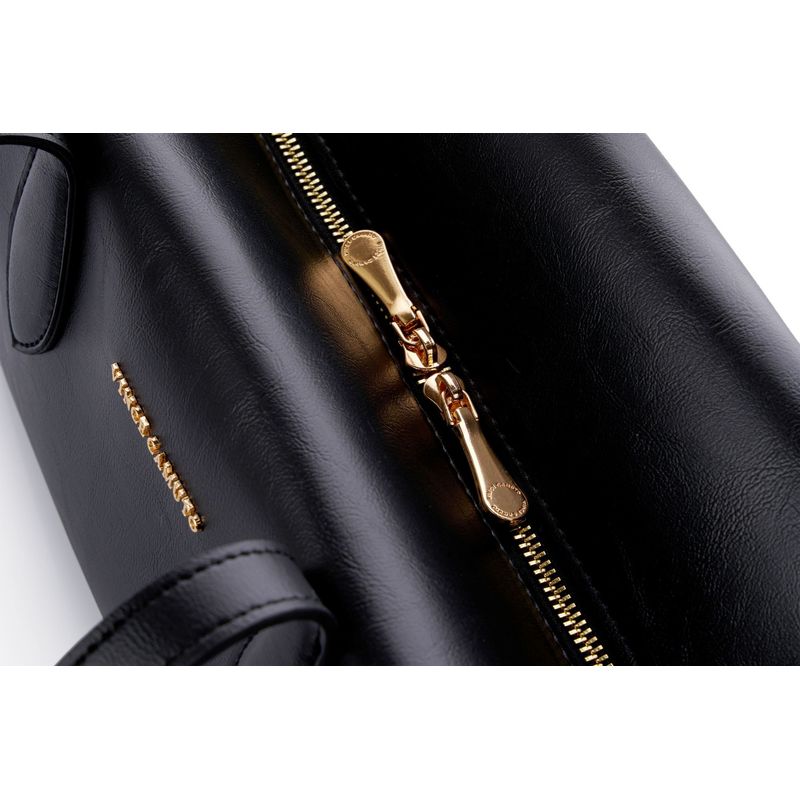 Fashion, accesorii si bijuterii - Femei - Accesorii femei - Genti si rucsacuri femei - Geantă de umăr Lucky Bees, piele, 17 x 31 x 19 cm, negru, 946VNC1333 - Infinity.ro