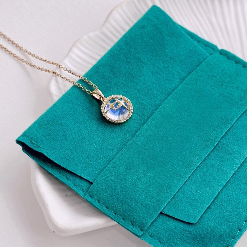 Fashion, accesorii si bijuterii - Femei - Bijuterii femei - Coliere femei - Colier oțel Heliophilia, oțel inoxidabil, 45 cm, auriu, 426OPL1162 - Infinity.ro
