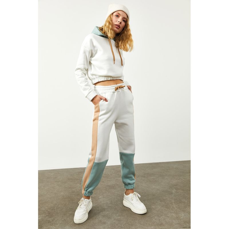 Fashion, accesorii si bijuterii - Femei - Imbracaminte femei - Costume si compleuri femei - Set pantaloni trening femei Jumeon, 70% bumbac și 30% poliester, alb, 215XHN1520 - 40 - Infinity.ro