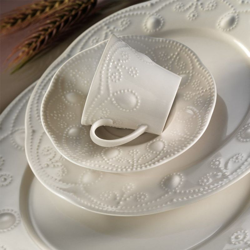 Casa si Gradina - Bucatarie si vesela - Vesela si tacamuri - Vesela pentru servire - Set veselă (24 bucăți) Hermia, porțelan, crem, 710KTP2437 - Infinity.ro