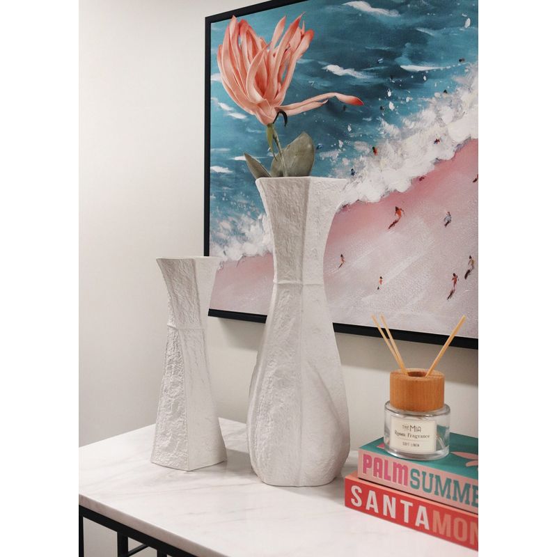 Casa si Gradina - Decoratiuni - Obiecte decorative - Vaze si boluri decorative - Vază Aberto Design, ceramică, 13 x 12 x 33 cm, alb, 742TMA4898 - Infinity.ro