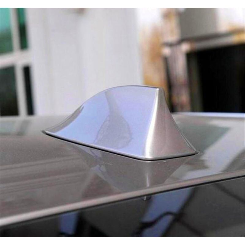 Auto si Moto - Piese auto si accesorii - Caroserie - Ornamente exterior auto - Ornament pentru plafon auto tip "SHARK TAIL" culoare Argintiu - Infinity.ro