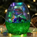 Casa si Gradina - Corpuri si surse de iluminat - Veioze si lampi - Lampi de veghe - Lumina de noapte in forma de terariu cu dinozauri si accesorii pentru o lume magica - Infinity.ro