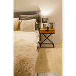 Casa si Gradina - Mobilier - Comode si corpuri - Noptiere - Masuta auxiliara/noptiera, stejar/negru, VIRED - Infinity.ro