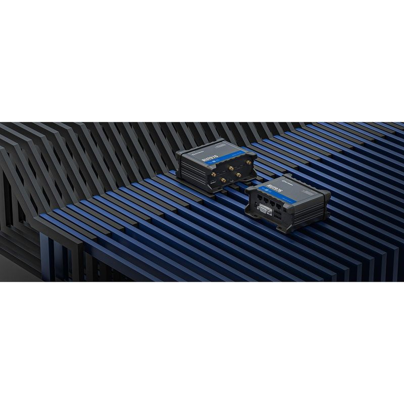 PC, gaming si accesorii - Retelistica - Wireless - Routere Wireless - Router wireless Teltonika RUT976 5G, LTE 3G/4G, model RUT976000000 - Infinity.ro