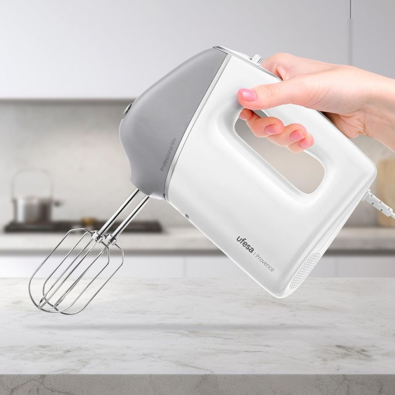 Electronice si Electrocasnice - Electrocasnice bucatarie - Mixere, tocatoare & roboti de bucatarie - Mixere - Mixer de Mana UFESA Provence, 600W, 5 Viteze + Turbo, Accesorii Inox, Alb/Gri - Infinity.ro