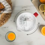 Electronice si Electrocasnice - Electrocasnice bucatarie - Preparare bauturi - Storcatoare de fructe - Storcator de Fructe si Legume UFESA Zest Activa, 600W, 2 Viteze, Recipient Pulpa 0.7l - Infinity.ro