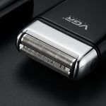Ingrijire personala si Cosmetice - Aparate & accesorii ingrijire personala - Aparate de ras si tuns - Aparat de Ras Electric Portabil VGR V-390, Reincarcabil USB, Trimmer Integrat, Autonomie 45 Minute - Infinity.ro