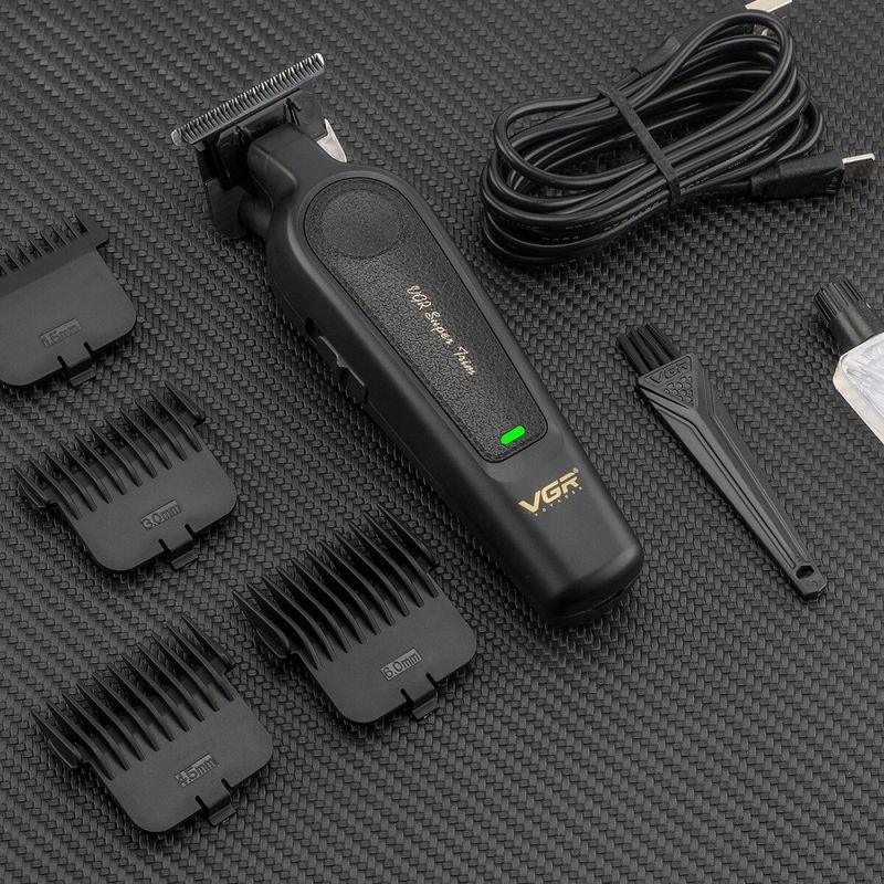 Ingrijire personala si Cosmetice - Aparate & accesorii ingrijire personala - Aparate de ras si tuns - Aparat de tuns fara fir VGR V-995, 4 distantiere, Autonomie 300min, Acumulator 2000mAh, Negru - Infinity.ro