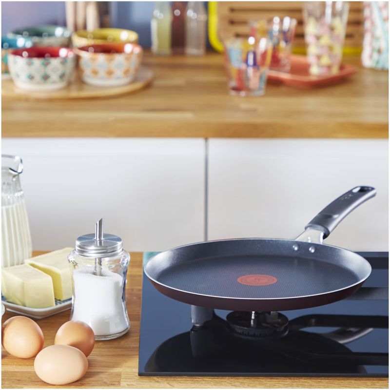 Casa si Gradina - Bucatarie si vesela - Vase pentru gatit - Tigai si seturi - Tigaie de clatite Tefal Simple Cook, Thermo-Signal, invelis antiaderent din titan, 25 cm - Infinity.ro