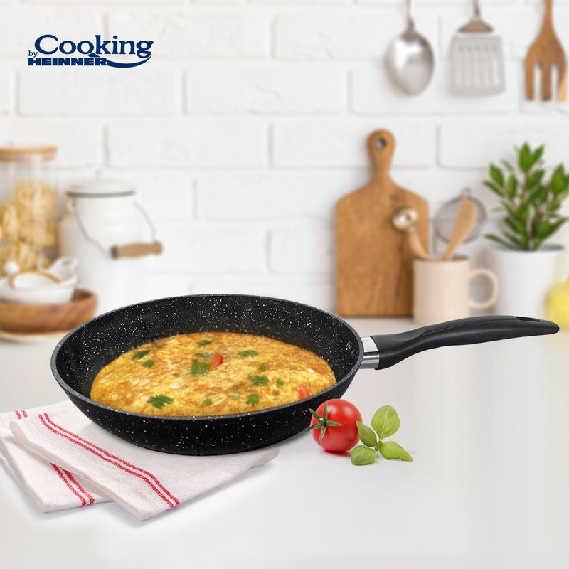 Casa si Gradina - Bucatarie si vesela - Vase pentru gatit - Tigai si seturi - Tigaie Cooking by Heinner Onix, aluminiu forjat, 24 x 4.8 cm - Infinity.ro