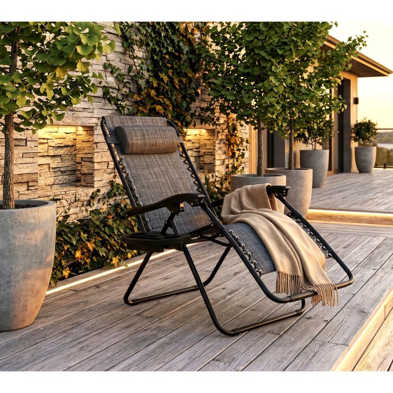Casa si Gradina - Gradina si terasa - Mobilier exterior - Scaune si sezlonguri gradina - Sezlong pliabil pentru gradina cu tetiera, cadru metalic, suport pahare, maxim 120 kg, 174x65x112 cm, gri - Infinity.ro
