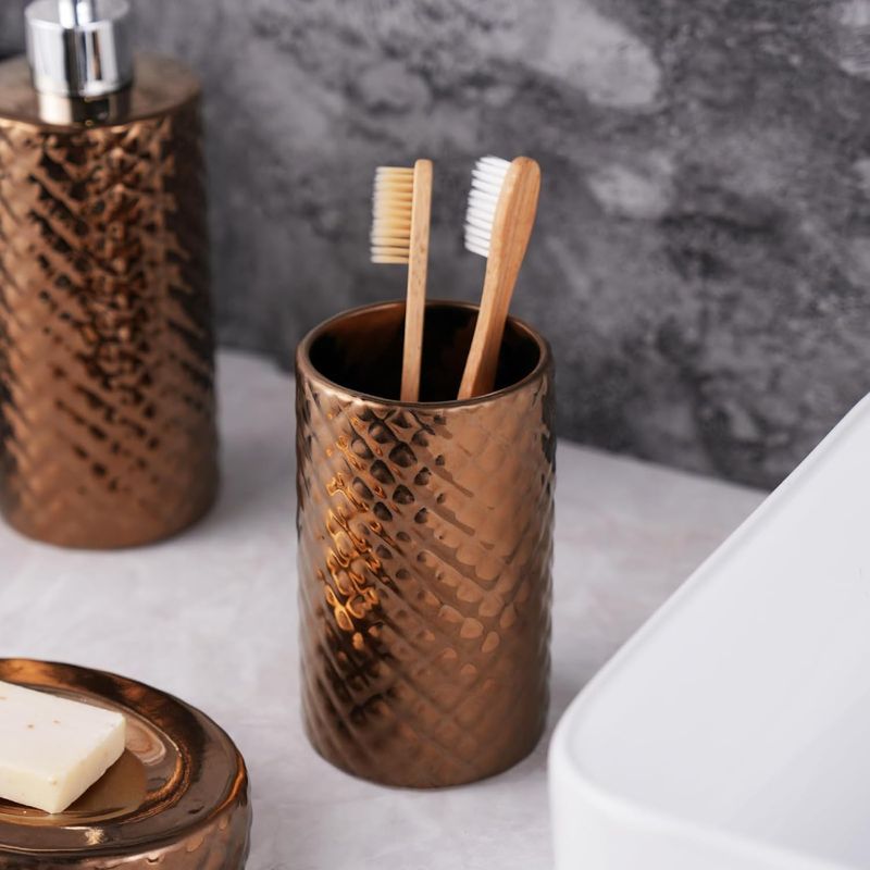 Casa si Gradina - Sanitare - Suporturi si accesorii baie - Dispensere - Accesorii baie din ceramica, set dozator lichide, pahar, suport sapun - Infinity.ro