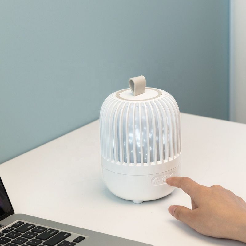 Casa si Gradina - Corpuri si surse de iluminat - Veioze si lampi - Lampi de veghe copii - Lampa de veghe muzicala rotativa pentru copii, portabila, cu proiector, LED 3 culori, lumina reglabila - Infinity.ro