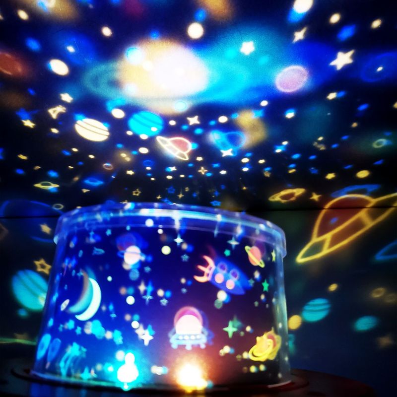 Casa si Gradina - Corpuri si surse de iluminat - Veioze si lampi - Lampi de veghe copii - Lampa de veghe muzicala rotativa pentru copii, portabila, cu proiector, LED 3 culori, lumina reglabila - Infinity.ro