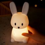 Casa si Gradina - Corpuri si surse de iluminat - Veioze si lampi - Lampi de veghe copii - Lampa de veghe portabila cu 7 culori LED, temporizator 3 ore, silicon BPA-free, reincarcabila USB, touch-control - Infinity.ro
