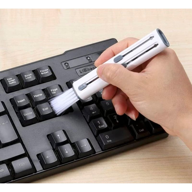 TV, Audio-Video si Foto - Accesorii TV si audio - Produse de intretinere - Kit de curatare 4 in 1 pentru AirPods, Earbuds, casti wireless, smartphone, tastatura, bord masina, Ideas4comfort - Infinity.ro