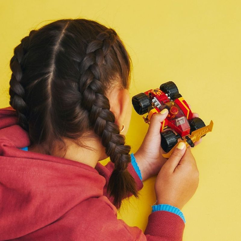 Jucarii, Copii si Bebe - Jucarii si jocuri - Seturi de constructie si cuburi - Seturi de constructie - LEGO NINJAGO MASINA DE CURSE EVO NINJA A LUI KAI 71780 - Infinity.ro