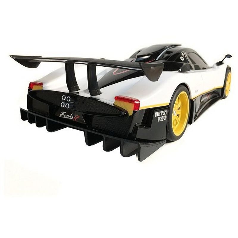 Jucarii, Copii si Bebe - Jucarii si jocuri - Vehicule si jucarii cu telecomanda - Masinute - MASINA CU TELECOMANDA PAGANI ZONDA R ALB CU SCARA 1 LA 24 - Infinity.ro