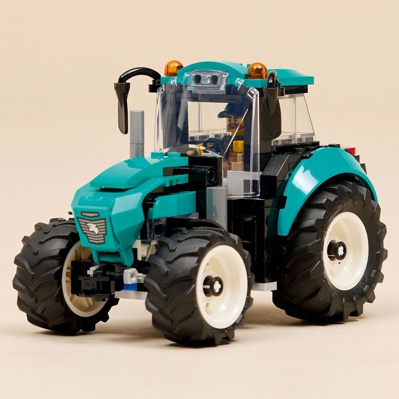 Jucarii, Copii si Bebe - Jucarii si jocuri - Seturi de constructie si cuburi - Seturi de constructie - LEGO CITY TRACTOR 60498 - Infinity.ro