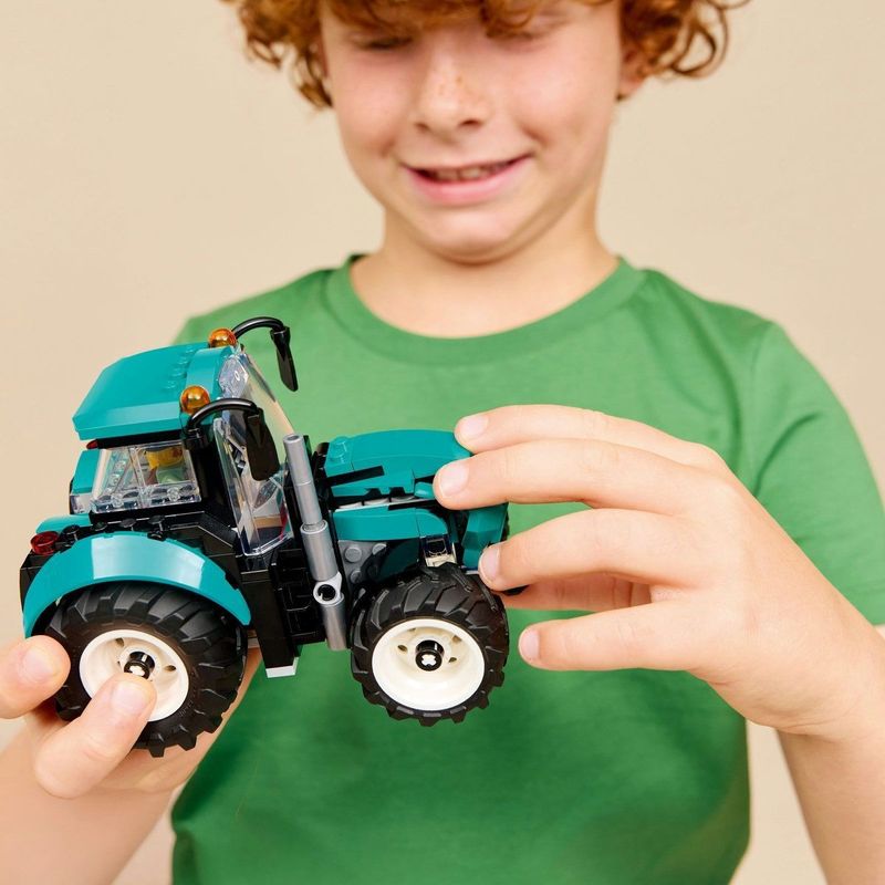 Jucarii, Copii si Bebe - Jucarii si jocuri - Seturi de constructie si cuburi - Seturi de constructie - LEGO CITY TRACTOR 60498 - Infinity.ro