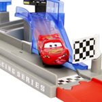 Jucarii, Copii si Bebe - Jucarii si jocuri - Vehicule si jucarii cu telecomanda - Masinute - CARS SET DE JOACA PISTA DE CURSE PISTON CUP CU MASINUTA INCLUSA - Infinity.ro