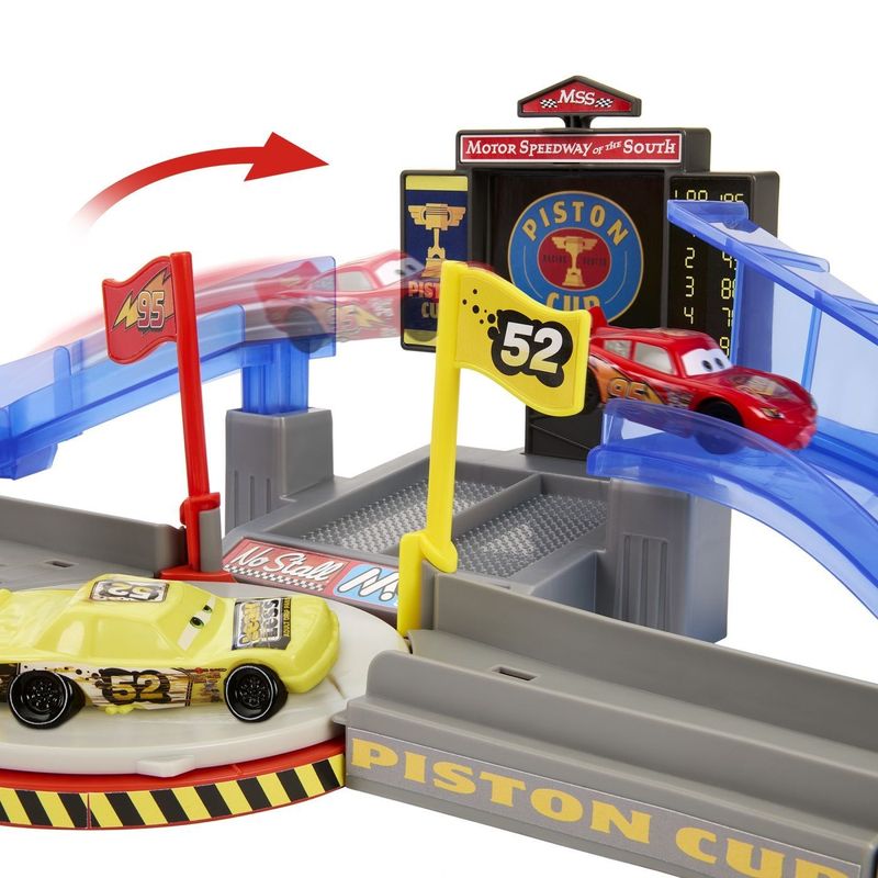 Jucarii, Copii si Bebe - Jucarii si jocuri - Vehicule si jucarii cu telecomanda - Masinute - CARS SET DE JOACA PISTA DE CURSE PISTON CUP CU MASINUTA INCLUSA - Infinity.ro