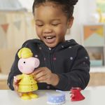 Jucarii, Copii si Bebe - Jucarii si jocuri - Figurine - PEPPA PIG SET FIGURINA SI ACCESORII VESTIMENTARE 15CM - Infinity.ro