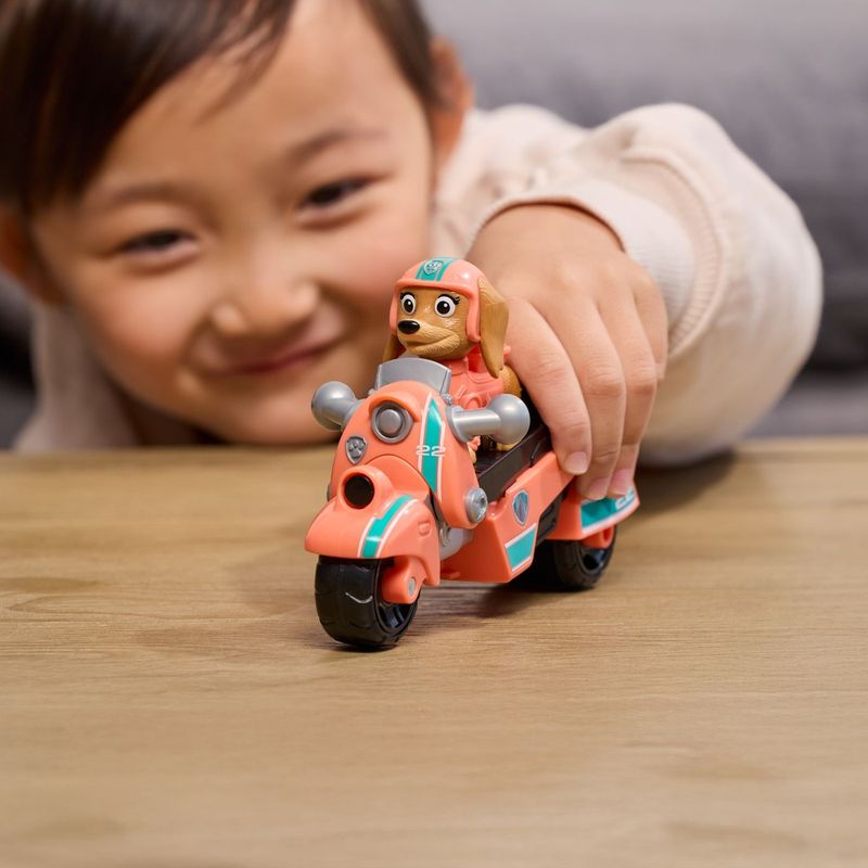 Jucarii, Copii si Bebe - Jucarii si jocuri - Figurine - PATRULA CATELUSILOR SET FIGURINA LIBERTY SI MOTOCICLETA DE SALVARE - Infinity.ro