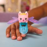 Jucarii, Copii si Bebe - Jucarii si jocuri - Figurine - GABBYS DOLLHOUSE FAIRYLANDIA INEL DE ZANA CU FIGURINA KITTY FAIRY - Infinity.ro