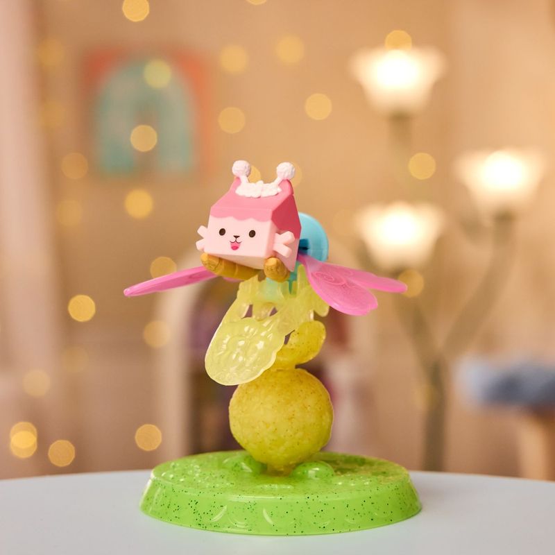 Jucarii, Copii si Bebe - Jucarii si jocuri - Figurine - GABBYS DOLLHOUSE FAIRYLANDIA INEL DE ZANA CU FIGURINA PISICUTA BABY BOX - Infinity.ro