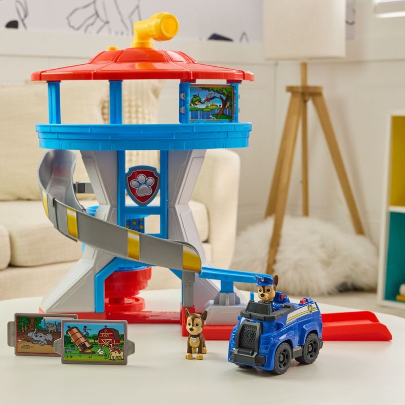 Jucarii, Copii si Bebe - Jucarii si jocuri - Figurine - PATRULA CATELUSILOR SET TURN DE OBSERVATIE CU VEHICUL SI FIGURINA CHASE - Infinity.ro