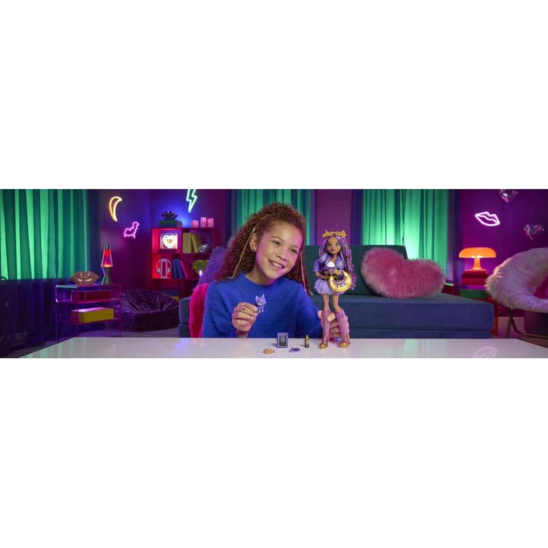 Jucarii, Copii si Bebe - Jucarii si jocuri - Papusi si accesorii - Papusi - MONSTER HIGH PAPUSA CLAWDEEN WOLF CU ACCESORII - Infinity.ro