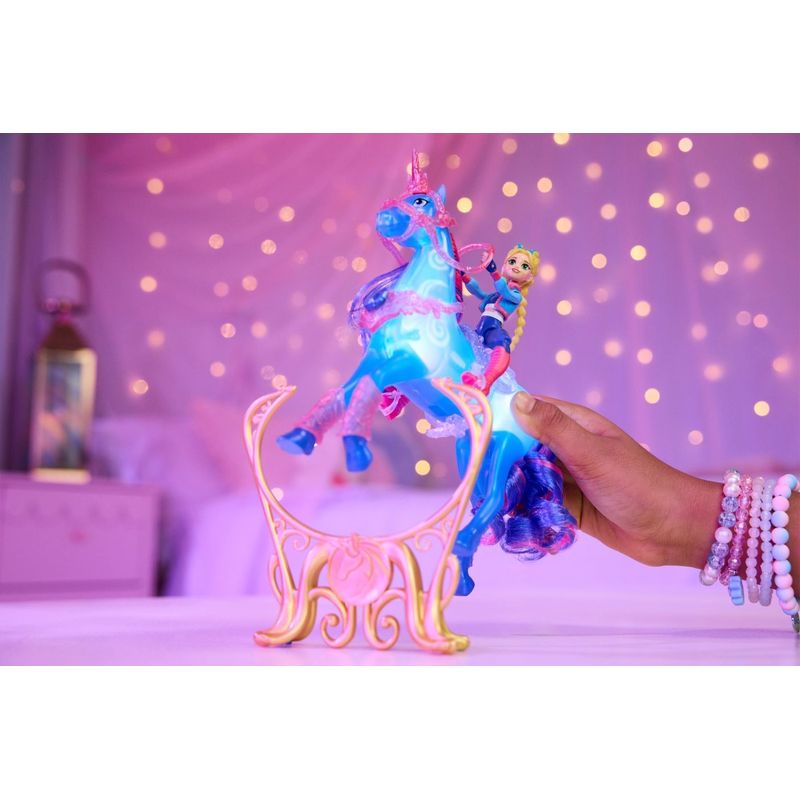 Jucarii, Copii si Bebe - Jucarii si jocuri - Papusi si accesorii - Papusi - UNICORN ACADEMY SET ANTRENEAZA SI STRALUCESTE UNICORNUL RIVER SI PAPUSA ISABEL - Infinity.ro