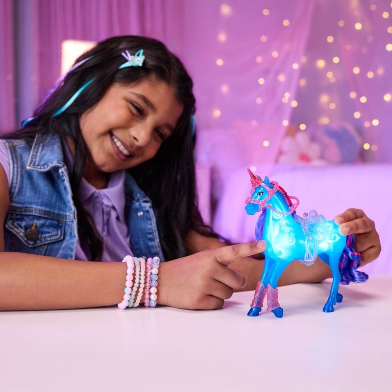 Jucarii, Copii si Bebe - Jucarii si jocuri - Papusi si accesorii - Papusi - UNICORN ACADEMY SET ANTRENEAZA SI STRALUCESTE UNICORNUL RIVER SI PAPUSA ISABEL - Infinity.ro