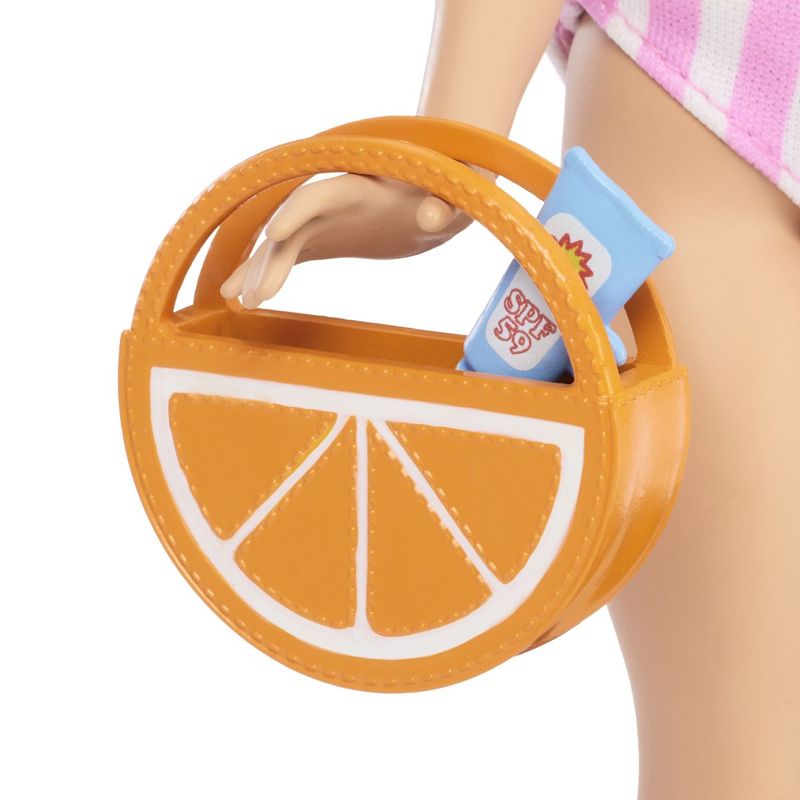 Jucarii, Copii si Bebe - Jucarii si jocuri - Papusi si accesorii - Papusi - BARBIE DREAM BESTIES PAPUSA BARBIE MALIBU LA PLAJA CU ACCESORII - Infinity.ro
