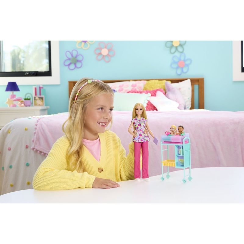 Jucarii, Copii si Bebe - Jucarii si jocuri - Papusi si accesorii - Papusi - BARBIE YOU CAN BE ANYTHING PAPUSA DOCTOR PEDIATRU CU ACCESORII - Infinity.ro