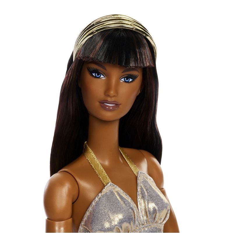 Jucarii, Copii si Bebe - Jucarii si jocuri - Papusi si accesorii - Papusi - BARBIE SIGNATURE SET CREATIE PAPUSA BARBIE BASIC BRUNETA - Infinity.ro