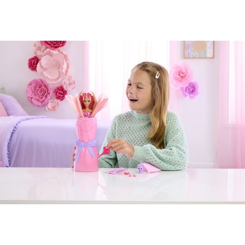 Jucarii, Copii si Bebe - Jucarii si jocuri - Papusi si accesorii - Papusi - BARBIE PETAL POP SET PAPUSA BARBIE TRANDAFIR ROSU SI ACCESORII - Infinity.ro