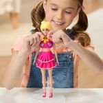 Jucarii, Copii si Bebe - Jucarii si jocuri - Papusi si accesorii - Papusi - PLAY DOH BARBIE SET VOLANASE SI FUNDITE CU PAPUSA INCLUSA - Infinity.ro