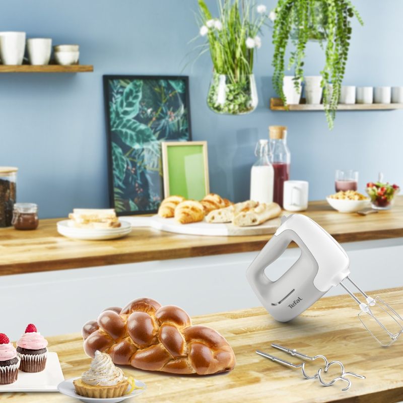 Electronice si Electrocasnice - Electrocasnice bucatarie - Mixere, tocatoare & roboti de bucatarie - Mixere - Mixer de mana Tefal Prep'Mix HT450B38, 450W, 5 trepte viteza, 2 teluri, 2 carlige, functie turbo, alb & gri - Infinity.ro