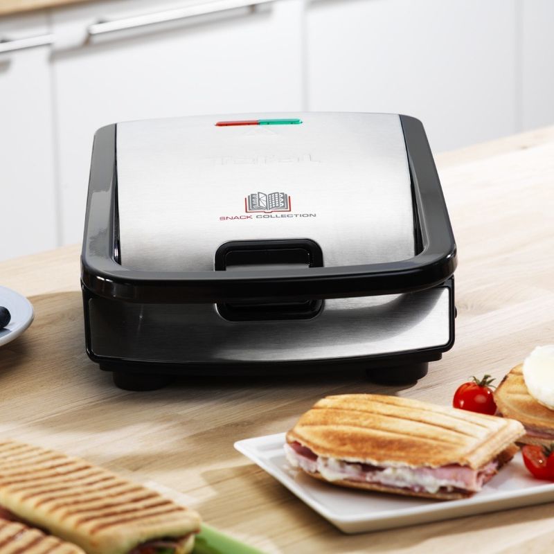 Electronice si Electrocasnice - Electrocasnice bucatarie - Preparare paine - Sandwich-maker - Sandwich maker multifunctional Snack Collection SW852D12, 700 W, 2 seturi de placi, sandwich si vafe, negru /argintiu - Infinity.ro