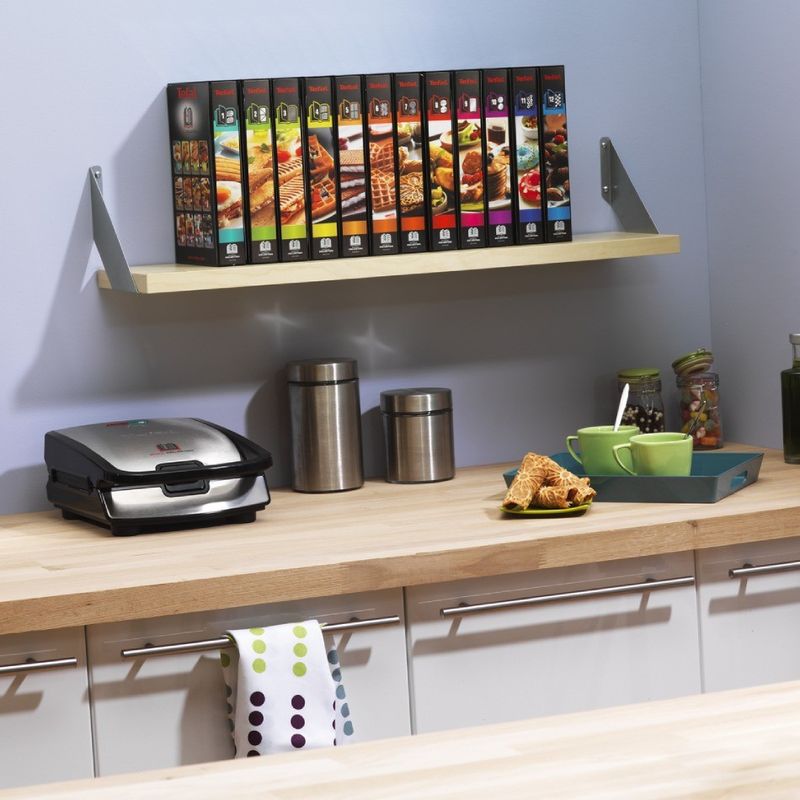 Electronice si Electrocasnice - Electrocasnice bucatarie - Preparare paine - Sandwich-maker - Sandwich maker multifunctional Snack Collection SW852D12, 700 W, 2 seturi de placi, sandwich si vafe, negru /argintiu - Infinity.ro
