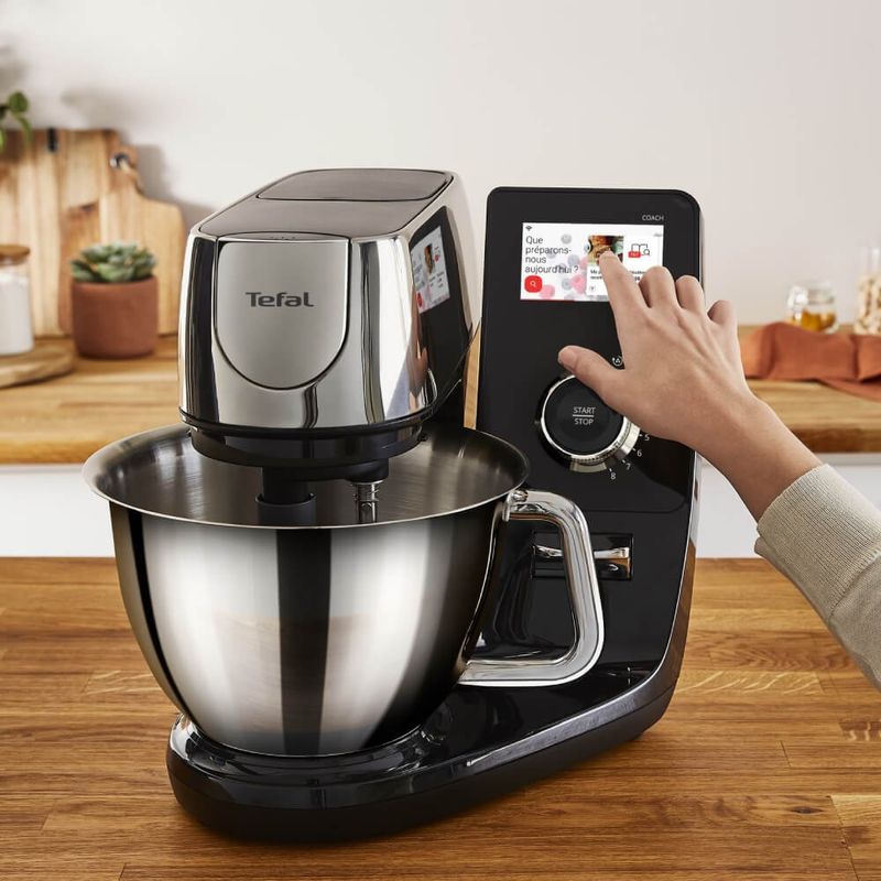 Electronice si Electrocasnice - Electrocasnice bucatarie - Mixere, tocatoare & roboti de bucatarie - Roboti de bucatarie - Robot de bucatarie Tefal i-Coach Touch QB950D38, 1200W, 5.5L, ecran tactil, 10 trepte de viteza, 21 programe, negru - Infinity.ro