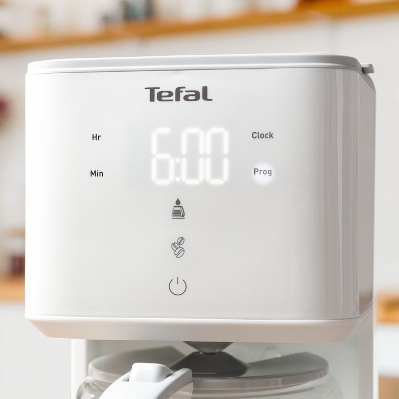 Electronice si Electrocasnice - Electrocasnice bucatarie - Preparare bauturi - Espressoare - Cafetiera Sense CM693110, ecran digital, functie Aroma, sistem antipicurare, oprire automata, 15 cesti, 1.25 L, alb - Infinity.ro